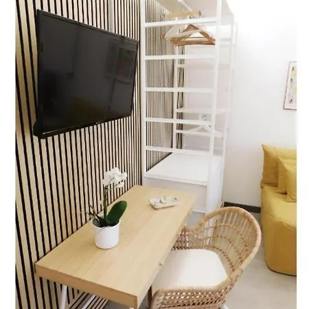 בית הארחה La Finestra Sul Corso סירקוזה